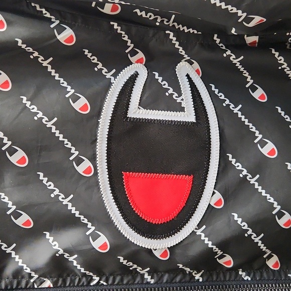 Champion Mesh Lined Zip-Up Polyester Jacket (men size small) - Picture 4 of 15